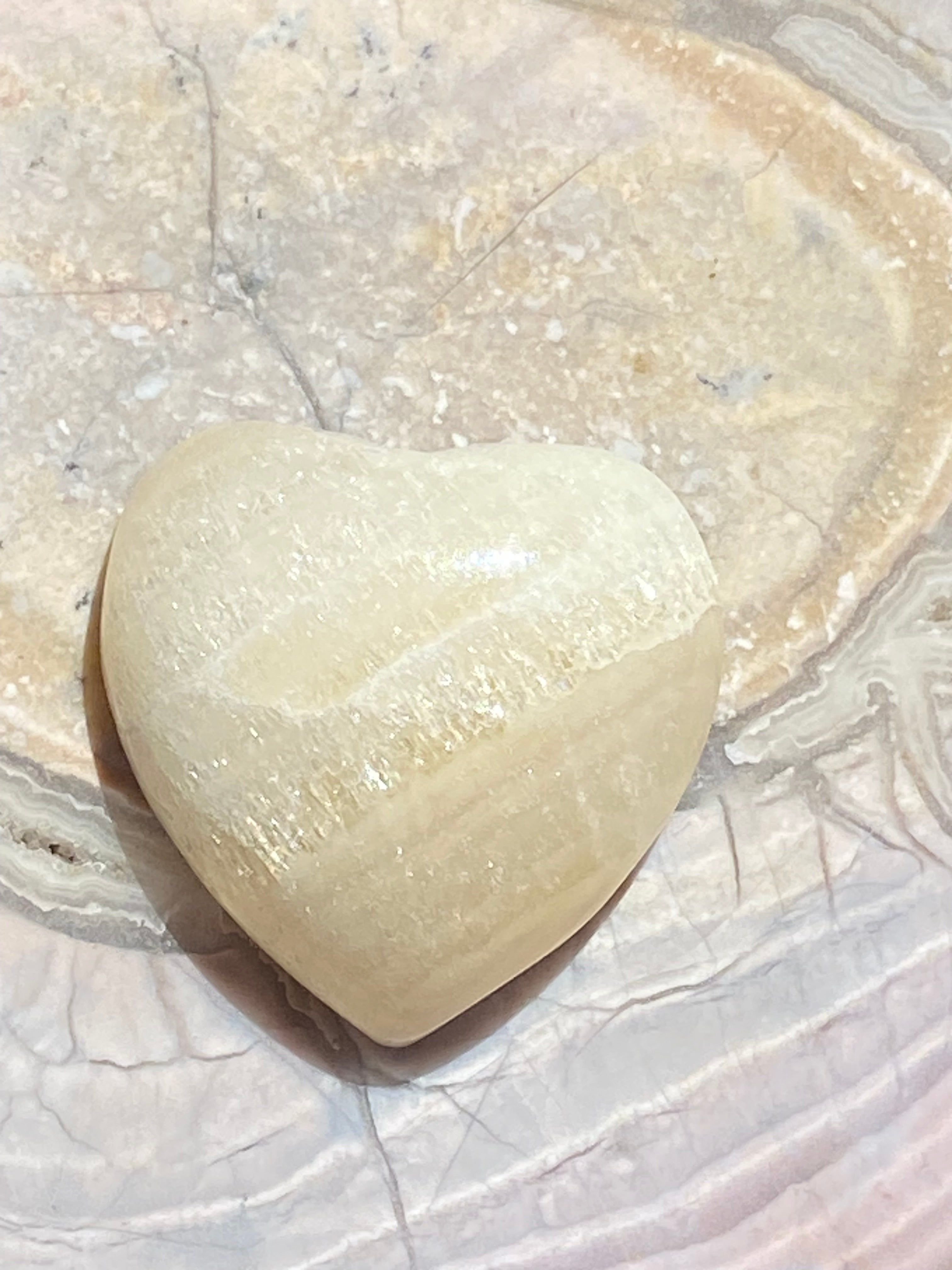 Banded Agate Heart alternate view 2